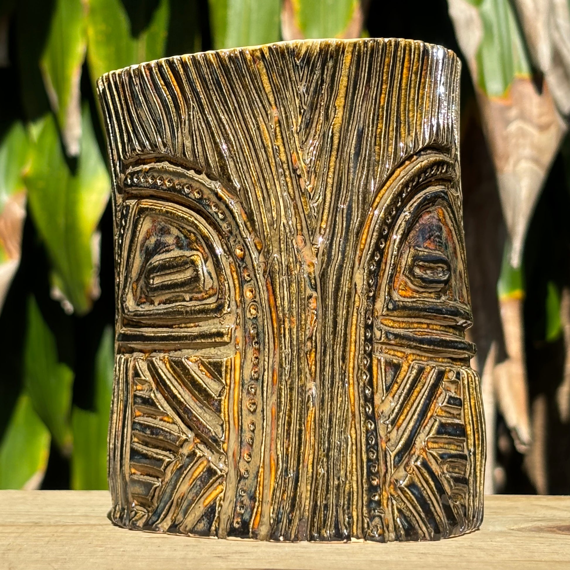 El mayantu, handmade vase, tiki mug, handmade tiki mug, tiki tiki, unique tiki art, masque, mask vase, grand protection, spiritual art, spiritual piece, one of a kind ceramics, one of a kind pottery, porcelain, brown, white, face, face mug, face vase